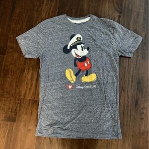 Disney Cruise Line Tshirt size medium